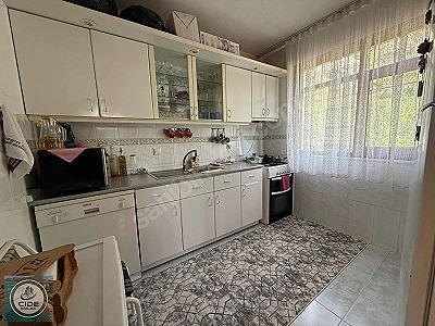 IRMAK MAHALLESİNDE DENİZ MANZARALI 3 KATLI VİLLA