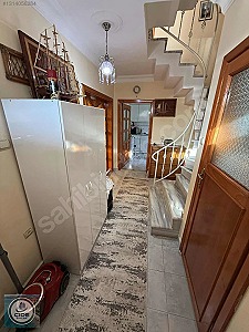 IRMAK MAHALLESİNDE DENİZ MANZARALI 3 KATLI VİLLA