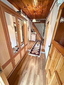 CADDE ÜZERİ MÜSTAKİL EV